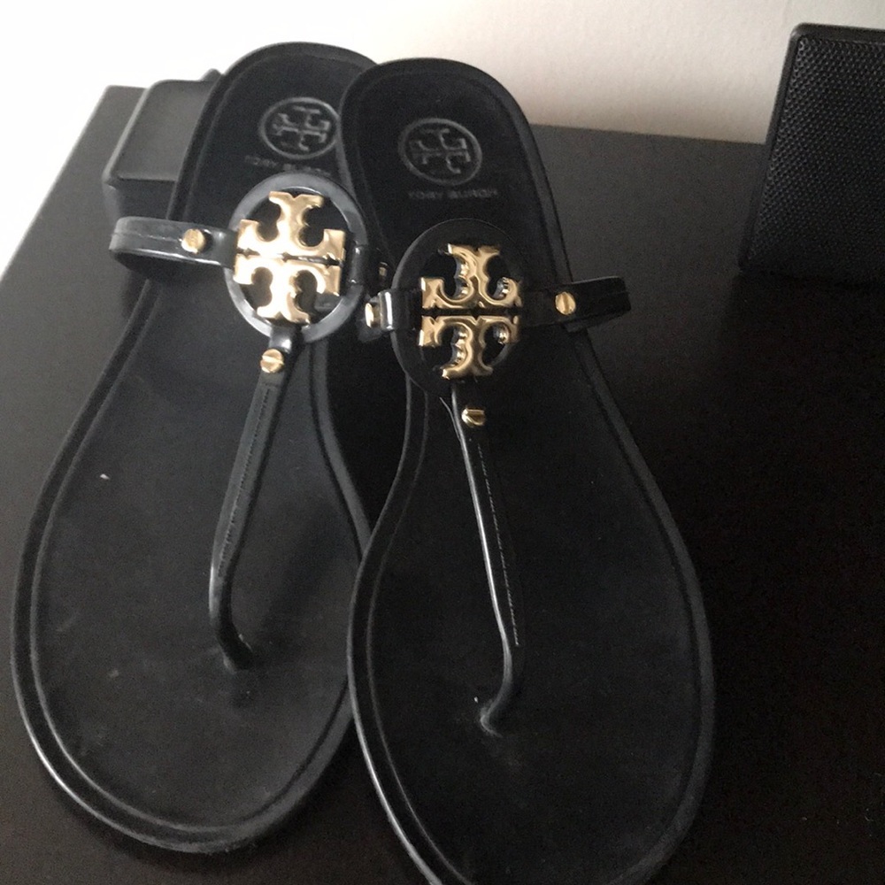 Tory Burch Black Patent Leather sandals
